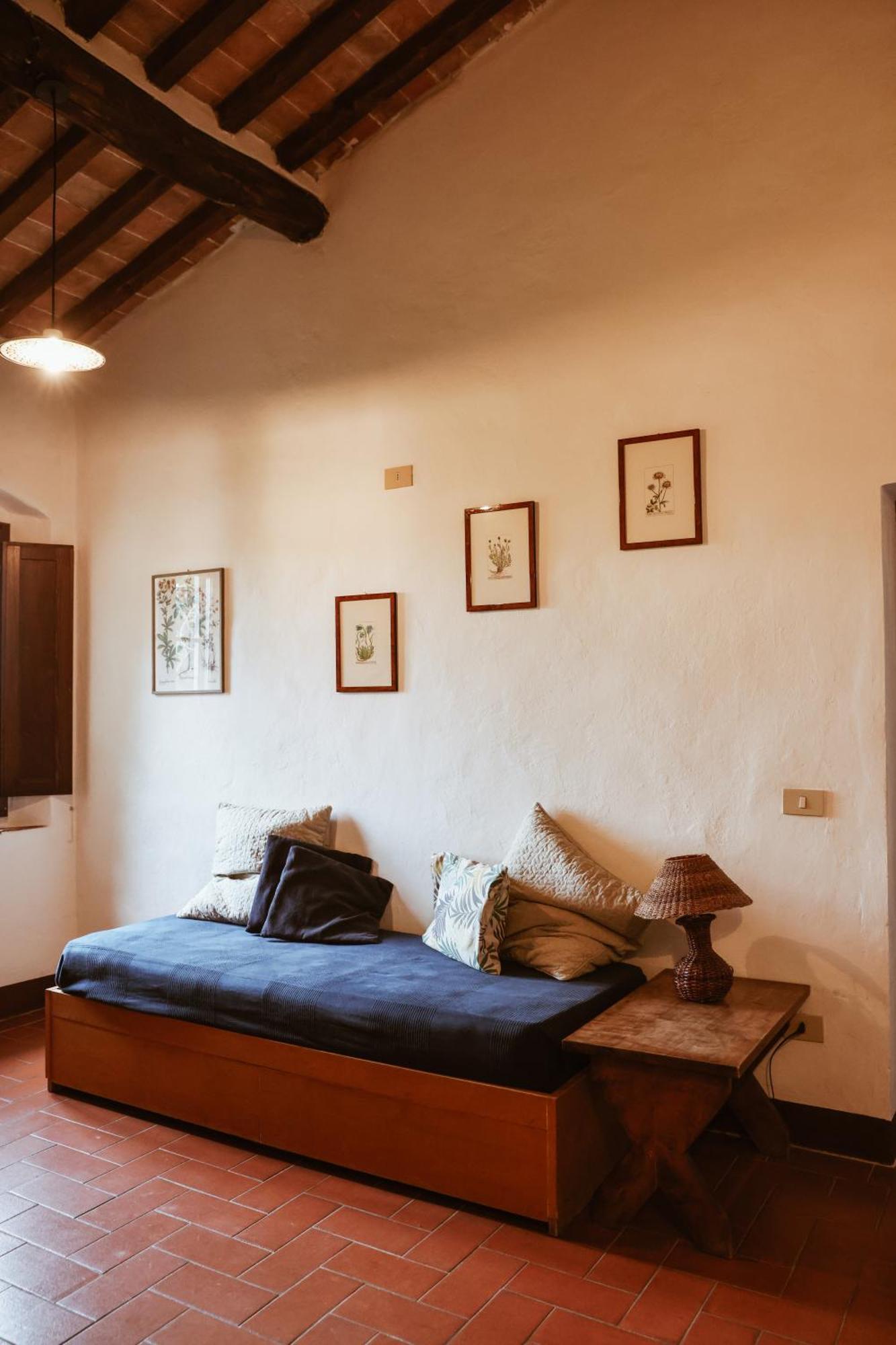 Bio-Agriturismo La Ginestra Сан-Кашіано-ін-Валь-ді-Пеза Екстер'єр фото