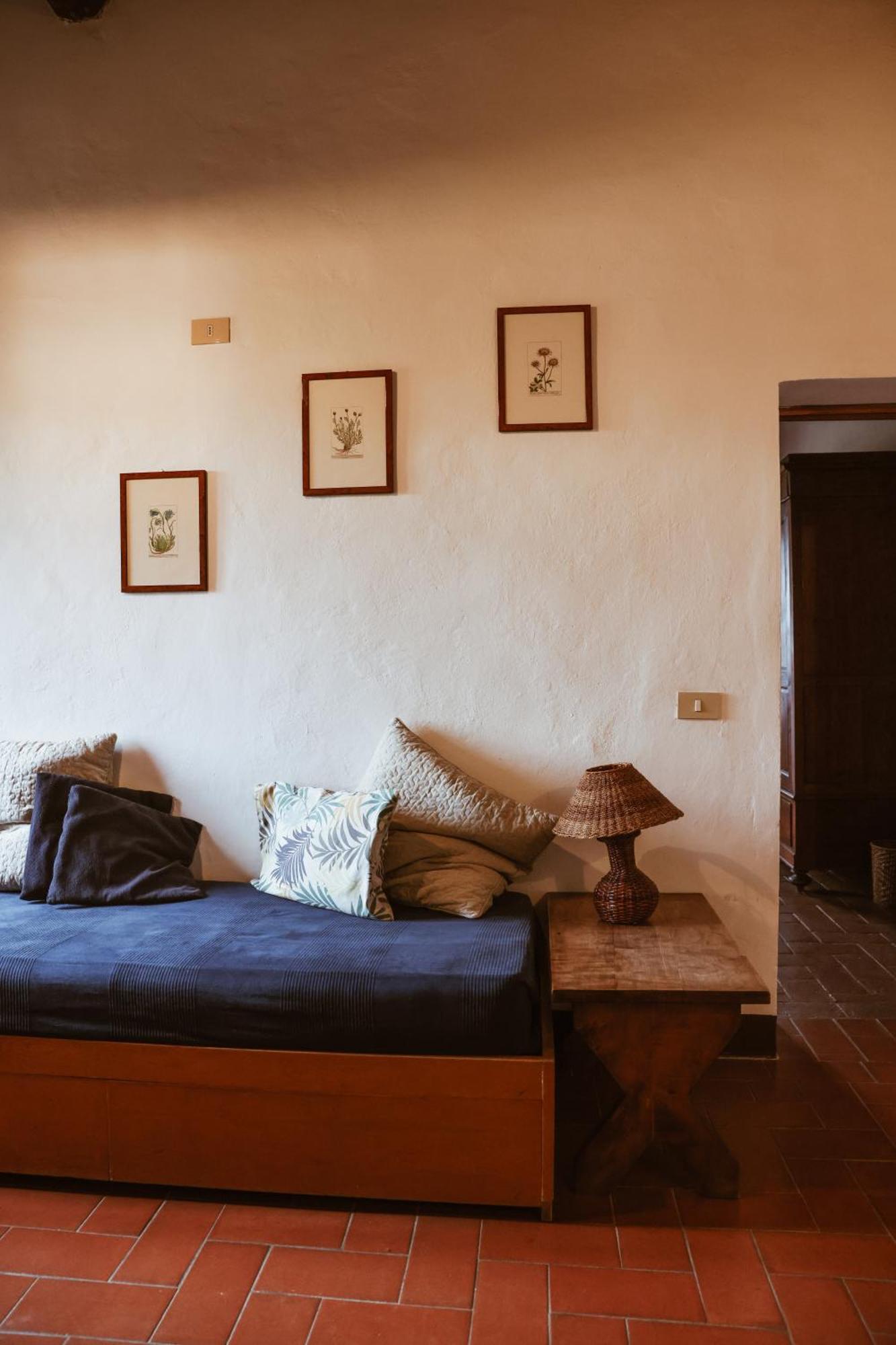 Bio-Agriturismo La Ginestra Сан-Кашіано-ін-Валь-ді-Пеза Екстер'єр фото
