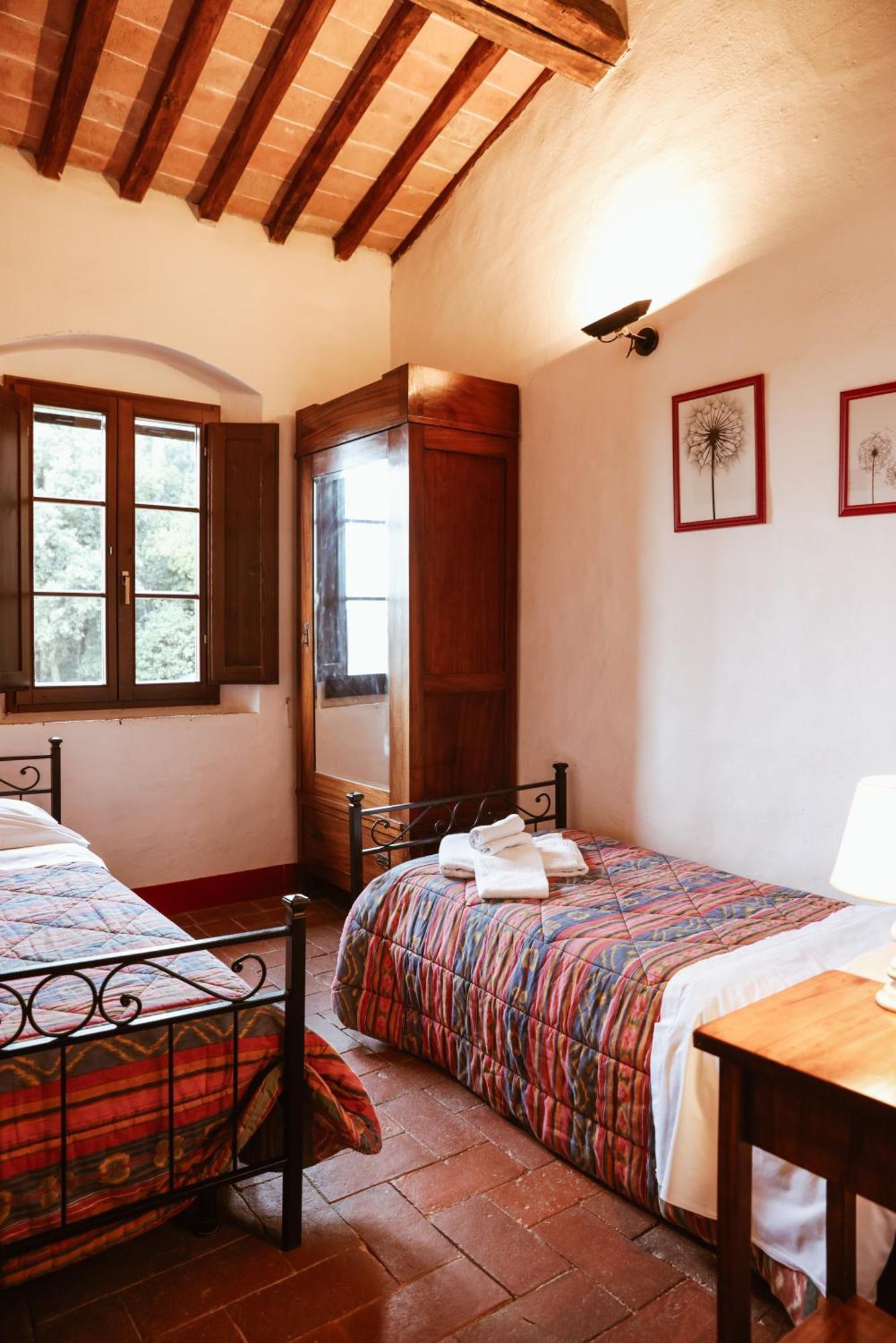 Bio-Agriturismo La Ginestra Сан-Кашіано-ін-Валь-ді-Пеза Екстер'єр фото